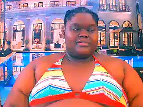 Snapshot of EbonyHotBuns chatting on 06.27.26 EbonyHotBuns online show from 06.27.26