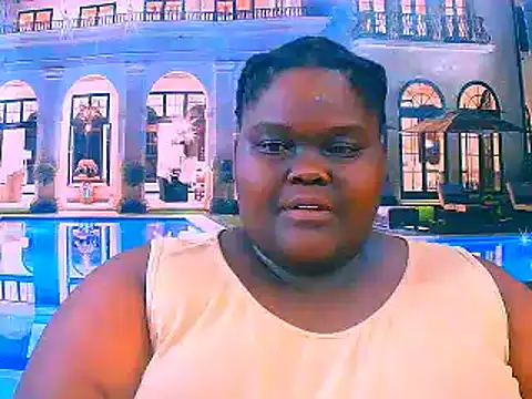Snapshot of EbonyHotBuns chatting on 06.28.26 EbonyHotBuns online show from 06.28.26