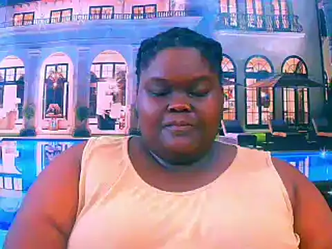 Snapshot of EbonyHotBuns chatting on 06.29.26 EbonyHotBuns online show from 06.29.26