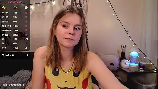 Moona xx online show from 12.22.24