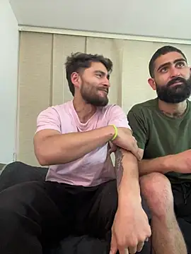 Snapshot of Drogamma chatting on 11.15.25 Drogamma online show from 11.15.25