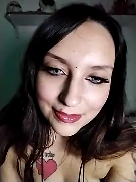 Snapshot of candyrellaJade chatting on 02.11.25 candyrellaJade online show from 02.11.25