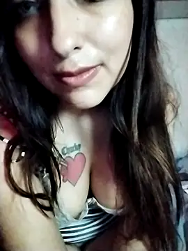 Snapshot of candyrellaJade chatting on 02.24.25 candyrellaJade online show from 02.24.25