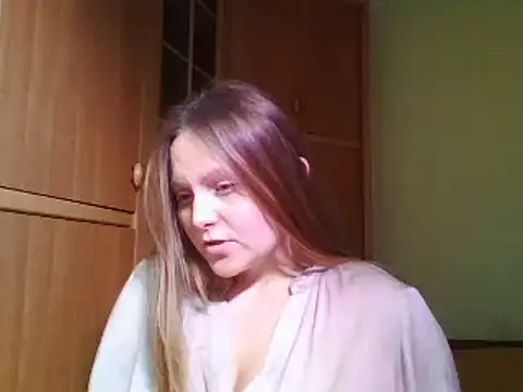 Evasapples online show from 01.05.25