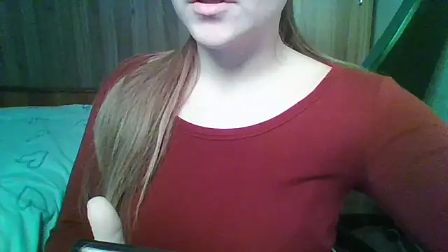 Snapshot of Evasapples chatting on 03.10.26 Evasapples online show from 03.10.26