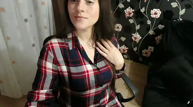 SweetBabyGirl212 online show from 01.02.25