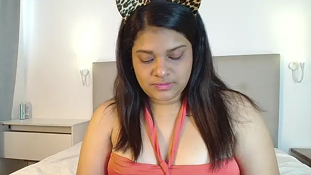 Snapshot of caaatalinalina chatting on 12.16.24 caaatalinalina online show from 12.16.24