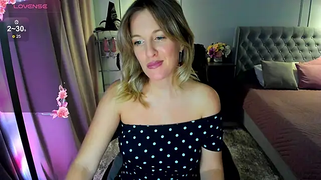 I D A online show from 10.22.25