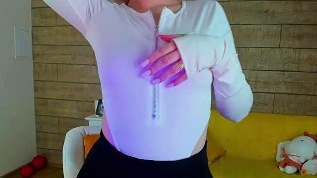 MilanaBalmain online show from 02.10.25