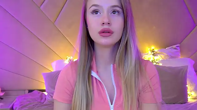 MilanaBalmain online show from 03.12.25