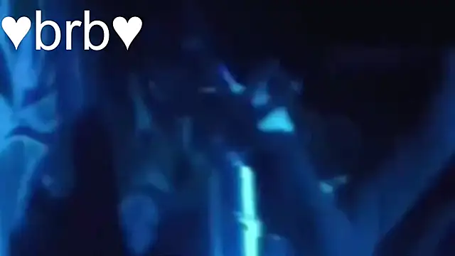 Snapshot of baby__kim chatting on 11.28.25 baby kim online show from 11.28.25