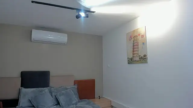 estrella bigboobs14 online show from 03.10.25