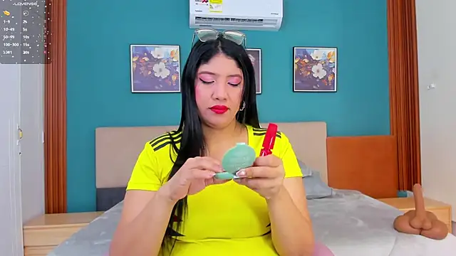 estrella bigboobs14 online show from 07.04.26