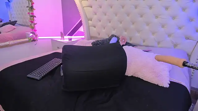 SusanPercyy online show from 09.30.25