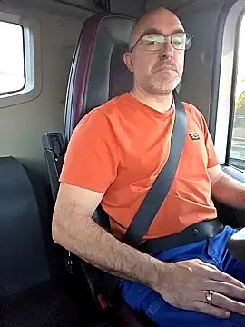 Crosss-23cm online show from 11.12.25