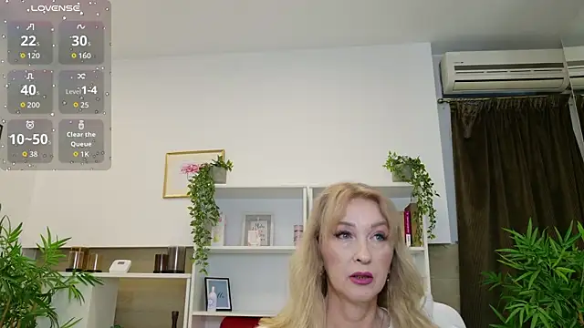 LadyLeea online show from 06.18.26