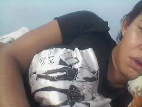 Snapshot of pornstarbrezillian chatting on 01.20.25 pornstarbrezillian online show from 01.20.25