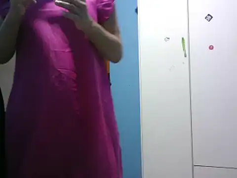 Snapshot of pornstarbrezillian chatting on 03.09.25 pornstarbrezillian online show from 03.09.25