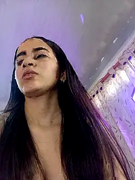 Snapshot of Mia_Fischer chatting on 09.18.25 Mia Fischer online show from 09.18.25