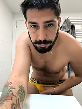 cricrimsBarcelona online show from 12.15.24