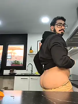 cricrimsBarcelona online show from 12.17.24