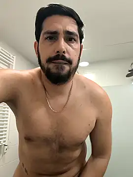 cricrimsBarcelona online show from 01.26.25