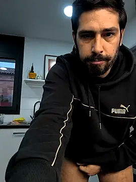 cricrimsBarcelona online show from 02.12.25