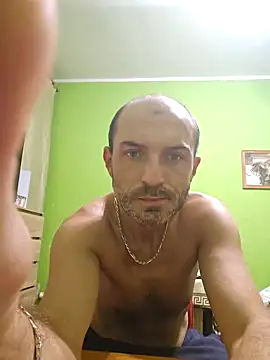 STANISLAW621162 online show from 01.20.25