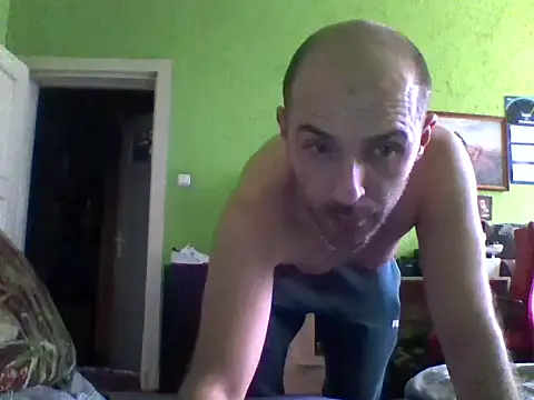 STANISLAW621162 online show from 07.04.26