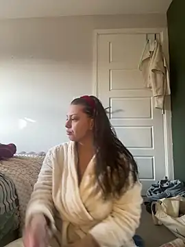 Snapshot of Krystal_Tx chatting on 02.14.25 Krystal Tx online show from 02.14.25