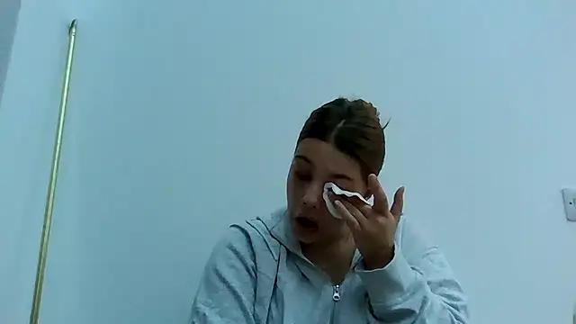 Snapshot of Krystal_Tx chatting on 10.11.25 Krystal Tx online show from 10.11.25