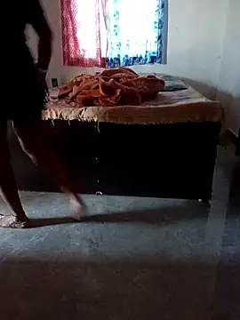 Snapshot of EeshaBhabi chatting on 11.20.25 EeshaBhabi online show from 11.20.25