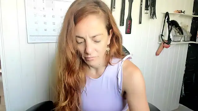 Snapshot of jessiburningheels chatting on 01.17.26 jessiburningheels online show from 01.17.26