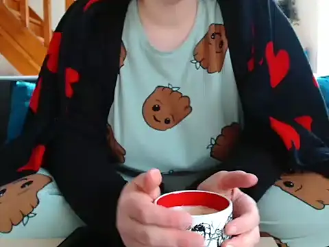 Snapshot of Lauzo21 chatting on 02.15.26 Lauzo21 online show from 02.15.26