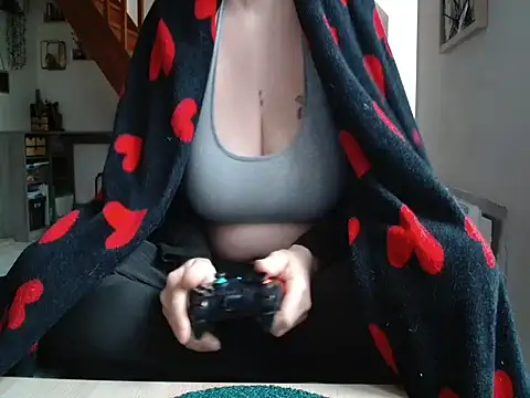 Snapshot of Lauzo21 chatting on 03.10.26 Lauzo21 online show from 03.10.26