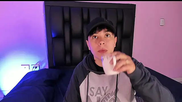 AbbySmiitth  online show from 02.27.25