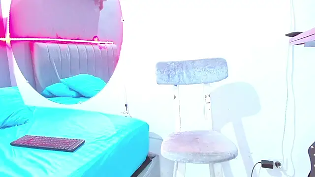 Snapshot of minimi_naty chatting on 01.23.25 minimi naty online show from 01.23.25