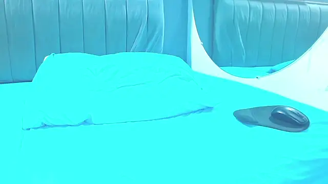 Snapshot of minimi_naty chatting on 01.27.25 minimi naty online show from 01.27.25