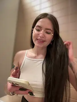 meow girl online show from 01.25.25