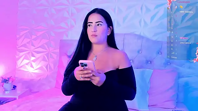 Miss Ivy4 online show from 01.25.25