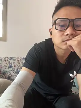 lixiaoshuai8 online show from 03.12.25