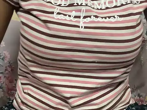  FluffyHxney  online show from 12.04.24