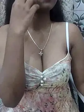 Ishaani 0 online show from 03.08.25