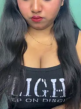 Ishaani 0 online show from 06.23.26