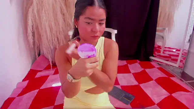 Snapshot of HayamiKioto chatting on 11.01.25 HayamiKioto online show from 11.01.25