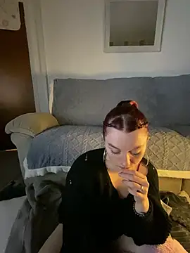 Stoner BarbieXX online show from 01.08.25