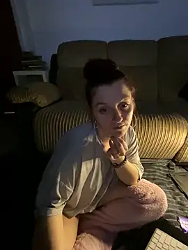 Stoner BarbieXX online show from 03.08.25