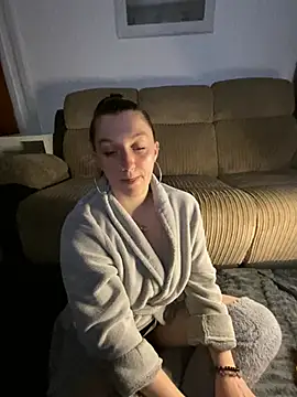 Stoner BarbieXX online show from 03.22.25