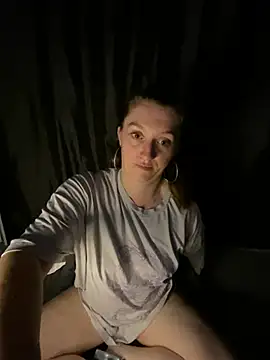 Snapshot of Stoner_BarbieXX chatting on 06.26.26 Stoner BarbieXX online show from 06.26.26