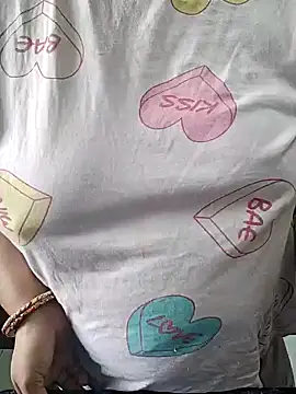 milf-kaira online show from 12.28.24